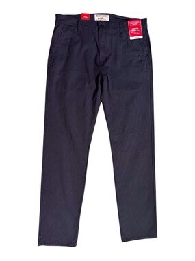 Levi Strauss straight leg chino w/dark grey micro houndstooth print size 32 X 32